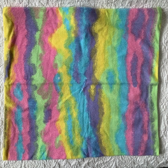 Tie dye rainbow pillow case - Picture 2 of 3